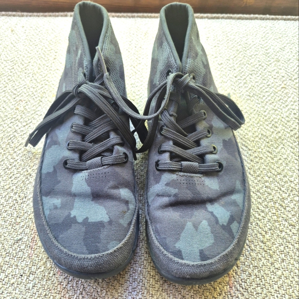 High-Top NOBULL Trainers Shoe (Womens Size 8 - Mens Size 6.5